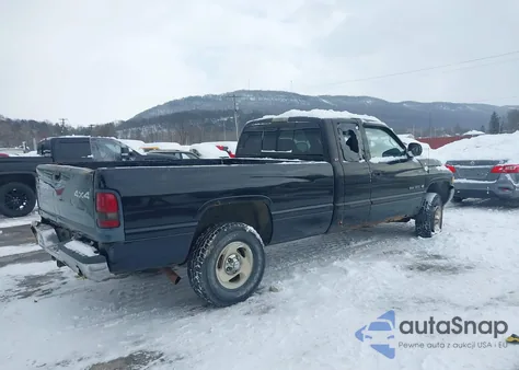 2001 Dodge Ram 1500 St from USA, damaged, VIN 3B7HF13Z01G708537